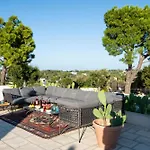Trulli Clematis With Pool Selva Di Fasano