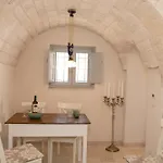 Trulli Clematis With Pool