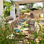 Gasthof Trulli Clematis With Pool