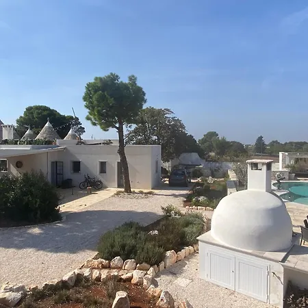 Trulli Clematis With Pool