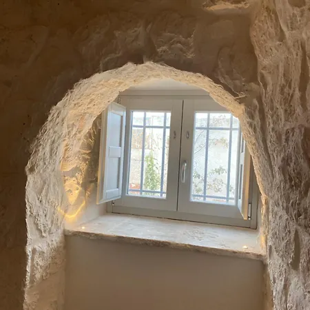 Trulli Clematis With Pool