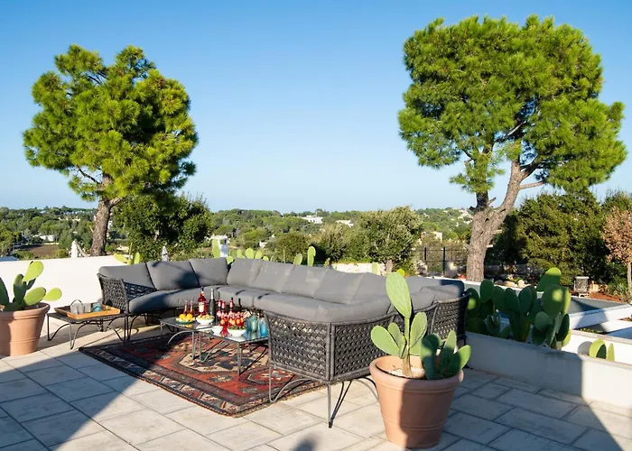 Trulli Clematis With Pool Selva Di Fasano