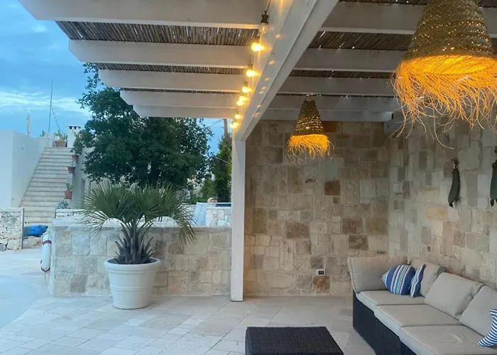 Trulli Clematis With Pool