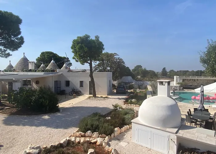 Trulli Clematis With Pool