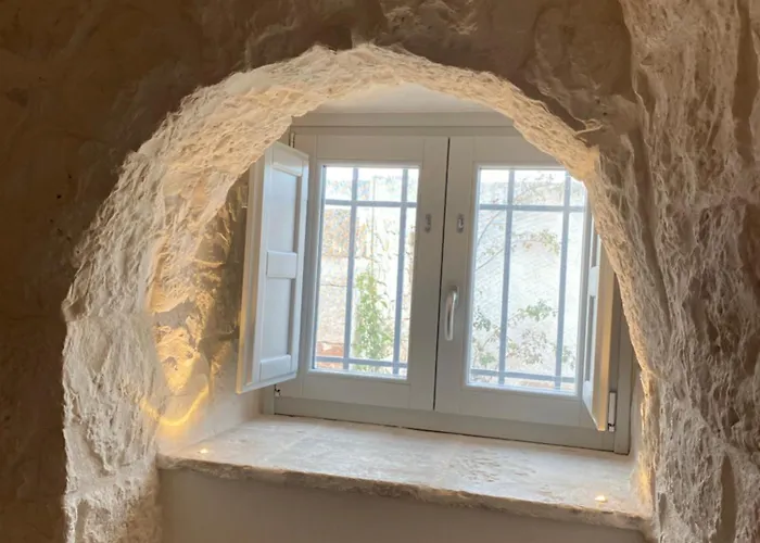 Trulli Clematis With Pool