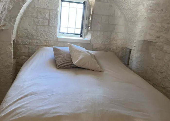 Vendégház Trulli Clematis With Pool 4*