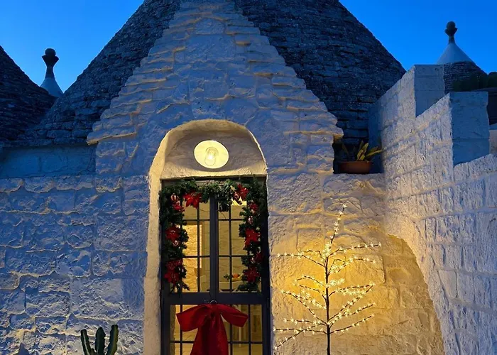 Trulli Clematis With Pool 4* Сельва-ди-Фазано